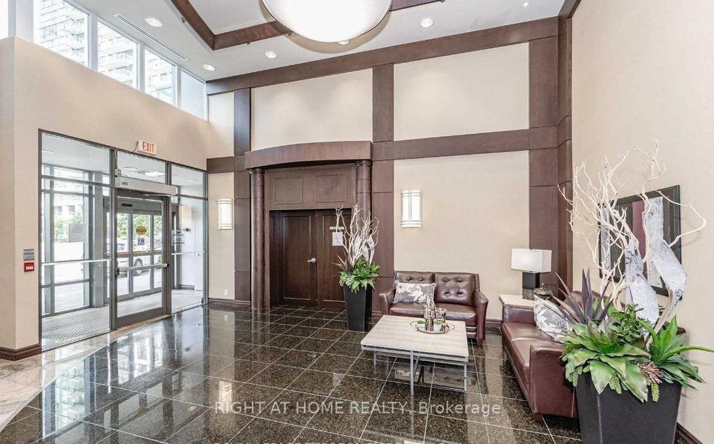 208 - 335 Rathburn Road W 3
