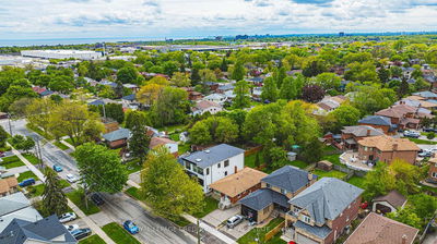 18 Bellman Ave, Toronto - Alderwood image-0-3