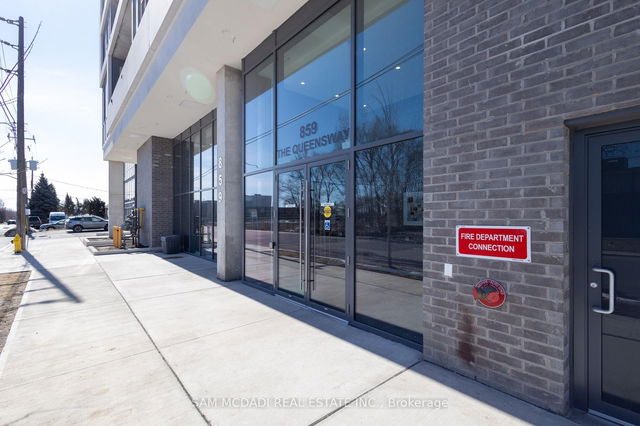 521 - 859 The Queensway N/A