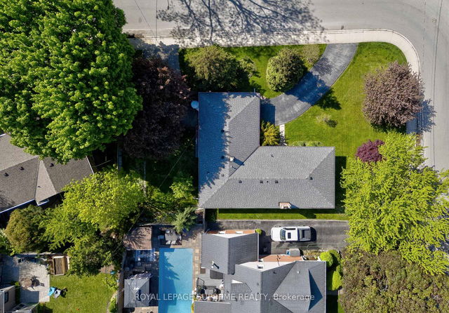 405 Stratheden Drive