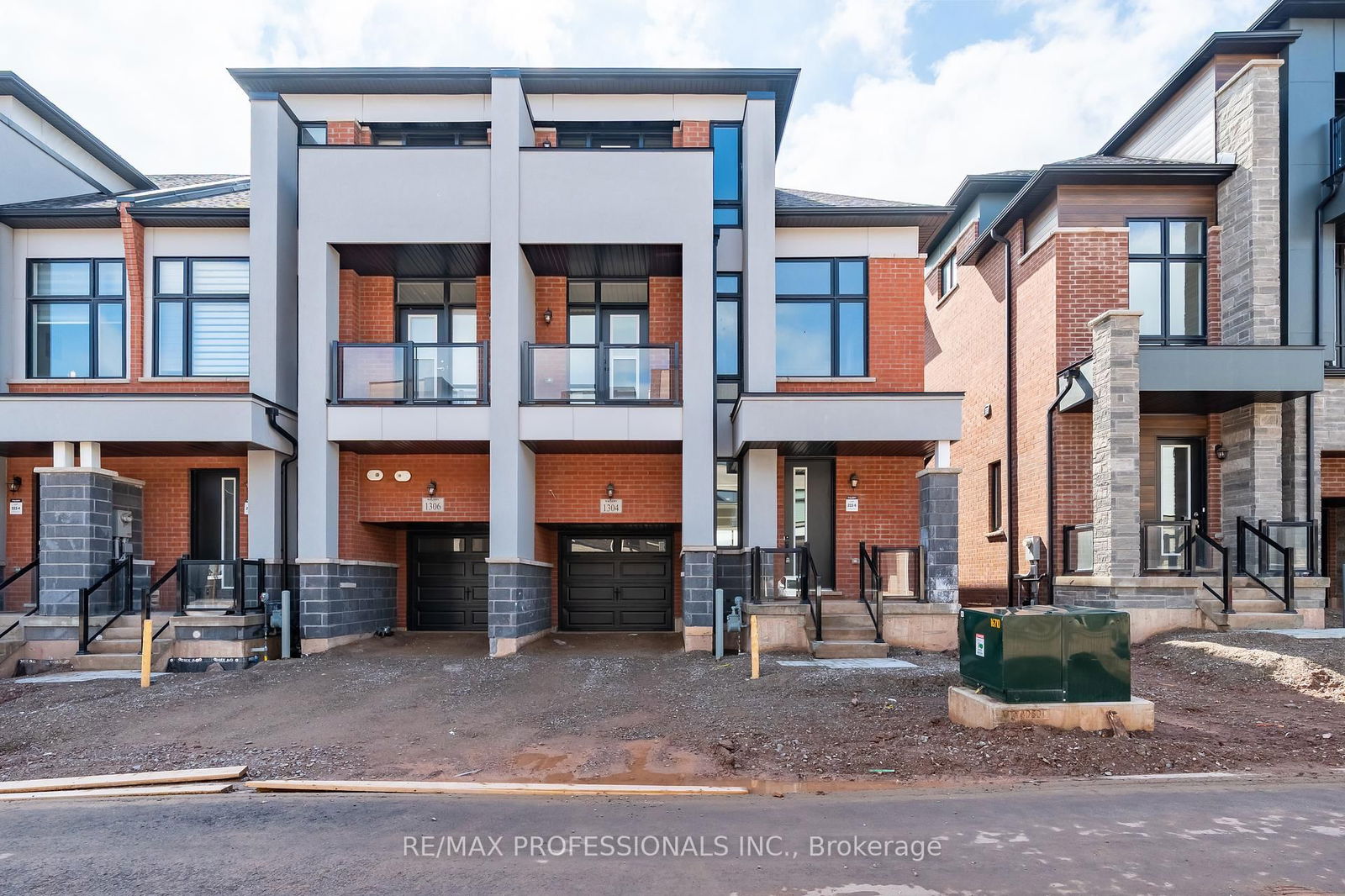 Townhouse for lease at 1304 Anthonia Trail, Oakville, Joshua Meadows, L6H 7Y6 - MLS: W12176397