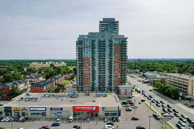 2006 - 215 Queen Street