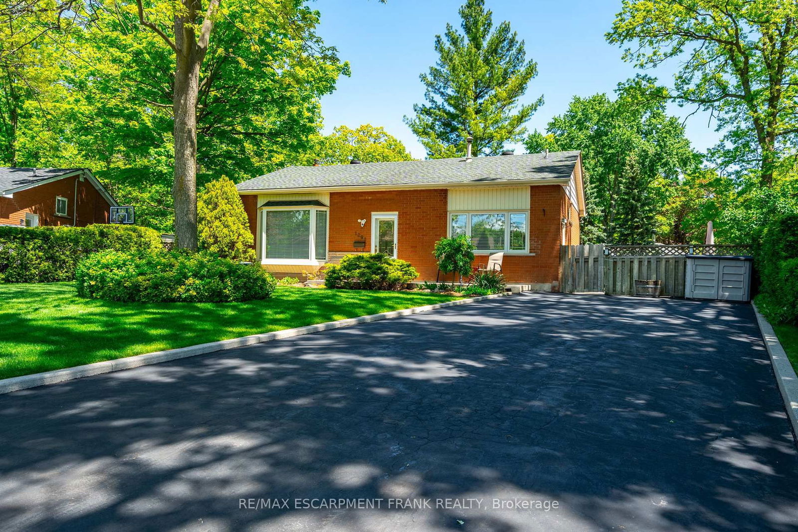 Detached House for sale at 1293 Dunbar Road, Burlington, Mountainside, L7P 2K1 - MLS: W12176846