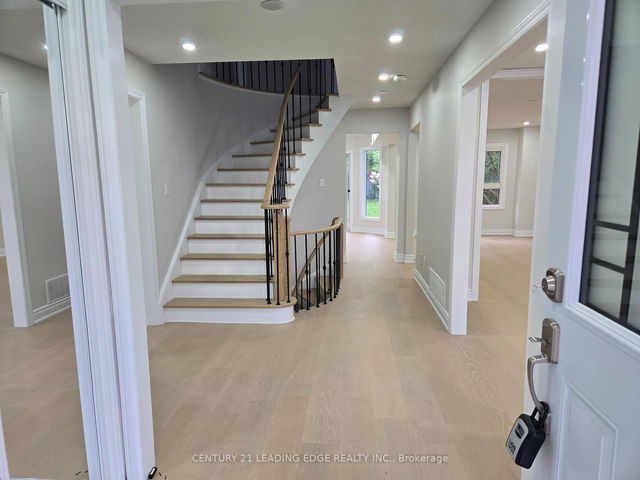 MAIN - 8 BLOOMINGDALE Drive