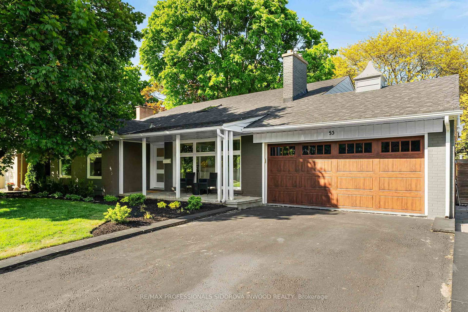 Detached House for sale at 53 Abilene Drive, Toronto, Princess-Rosethorn, M9A 2N1 - MLS: W12177044