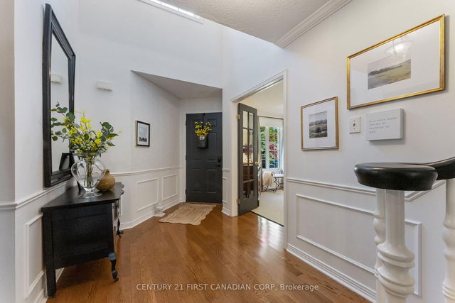 1224 Nathaniel Crescent
