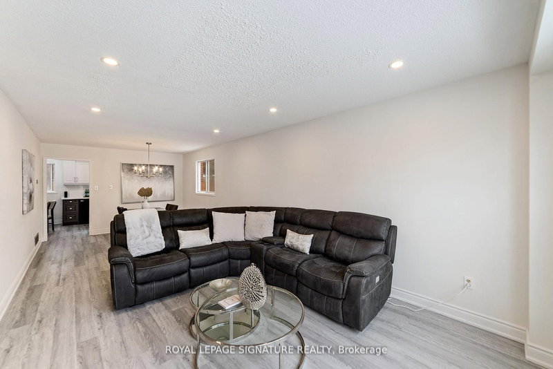 11 Kirkland Rd, Brampton, L6V 2W5 | Image 3