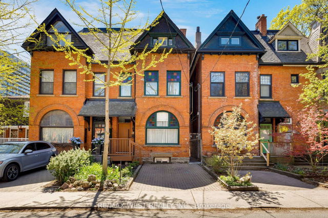 Main/Bsmt - 17 Melbourne Avenue