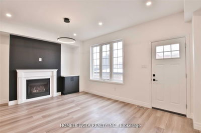 554 Sentinel Rd, Toronto - York University Heights image-0-2