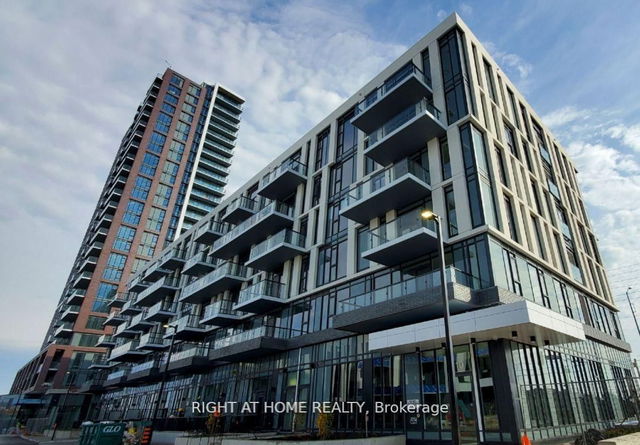 416 - 10 Lagerfeld Drive