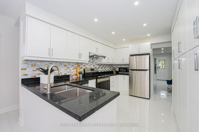 14 Conover Crt, Brampton - Brampton South image-0-3
