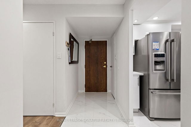 1406 - 550 Webb Drive