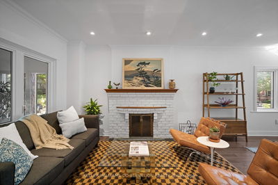 340 Armadale Ave, Toronto - Runnymede-Bloor West Village image-0-4