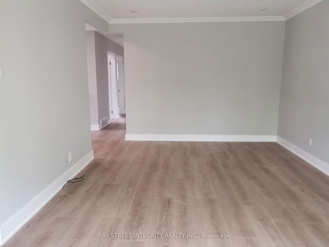 3527 Rexway Drive