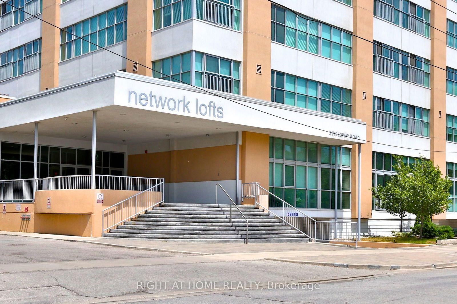 Condo for sale at 313-2 Fieldway Road, Toronto, Islington-City Centre West, M8Z 0B9 - MLS: W12177611