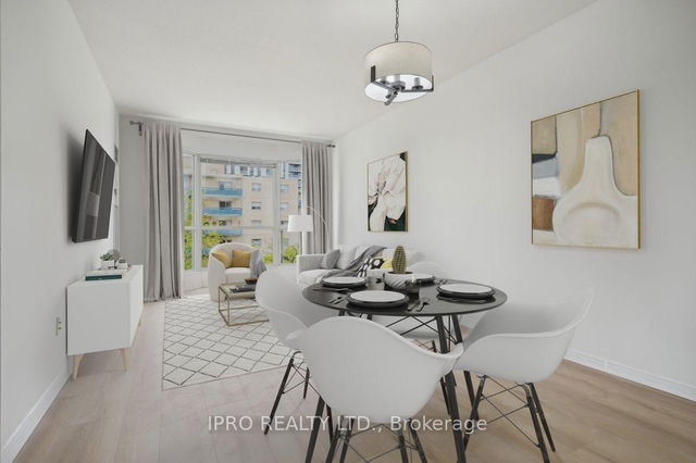 606 - 2511 Lakeshore Road