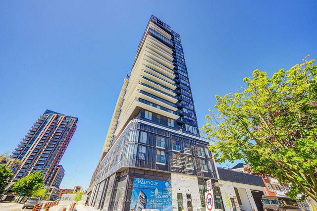 1210 - 370 Martha Street