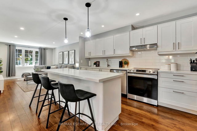 2367 Holyhead Drive