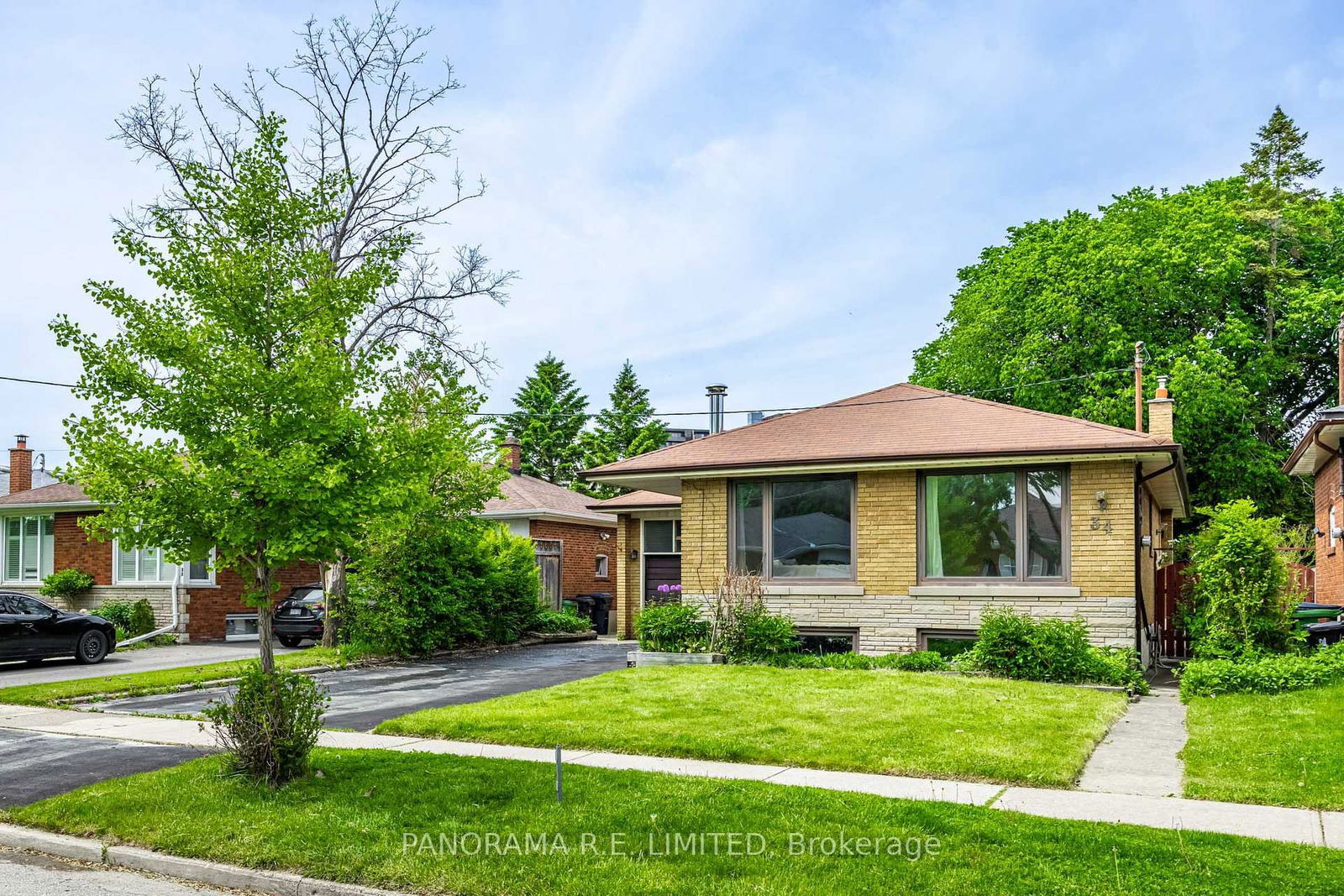 Detached House for sale at 34 Fenley Drive, Toronto, Kingsview Village-The Westway, M9R 1M4 - MLS: W12178169