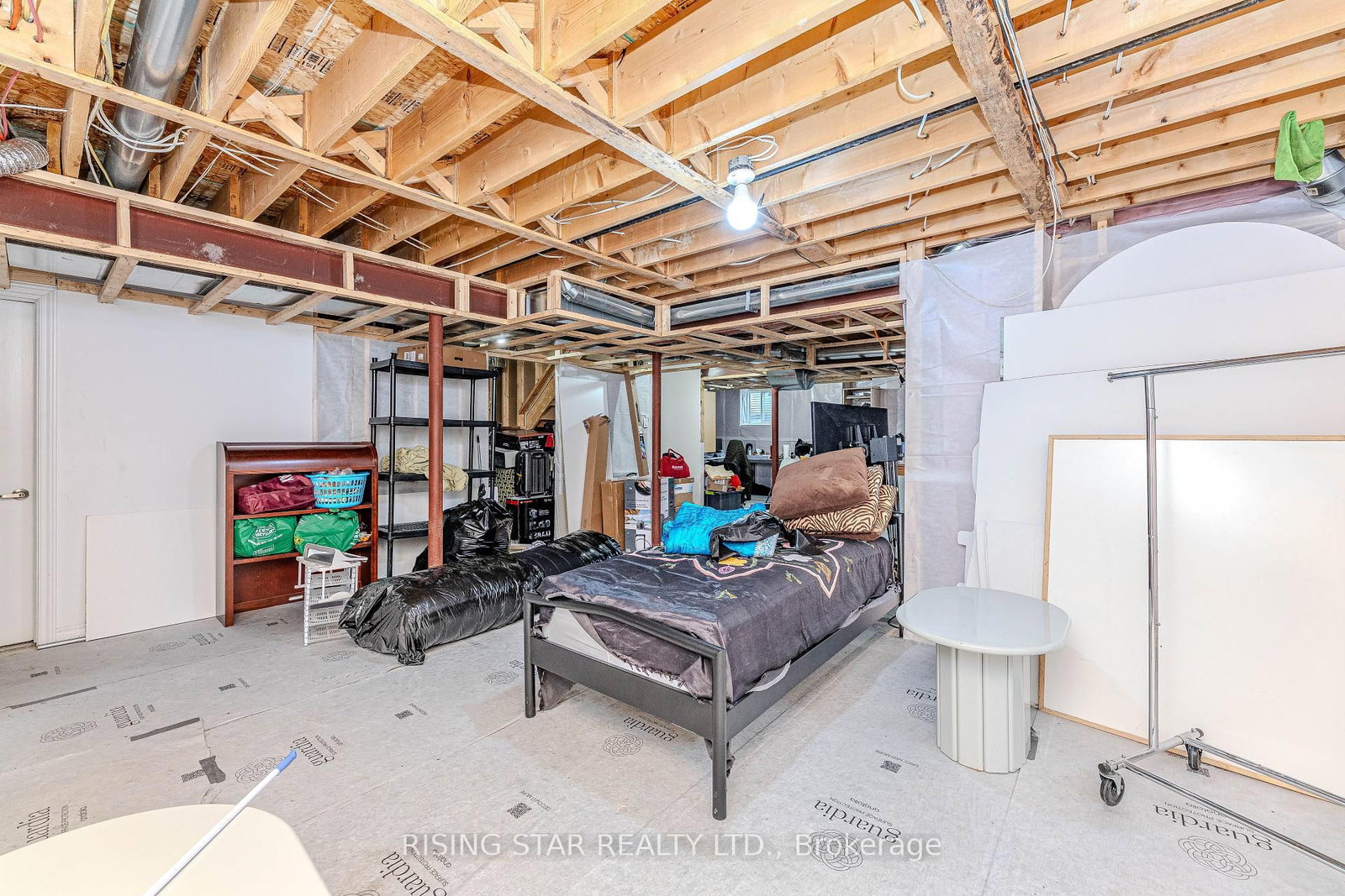 Listing Image 42