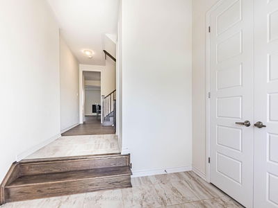 1404 Sycamore Gdns, Milton - Cobban image-0-2
