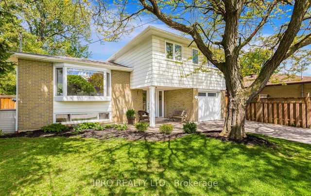 14 Crombie Place