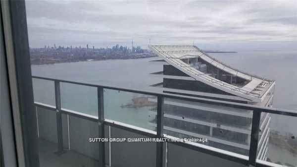 5706 - 30 Shore Breeze Drive