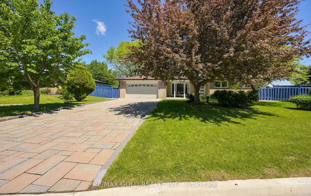 15 Flavian Crescent