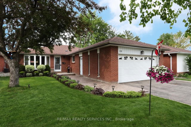 29 Dorchester Drive