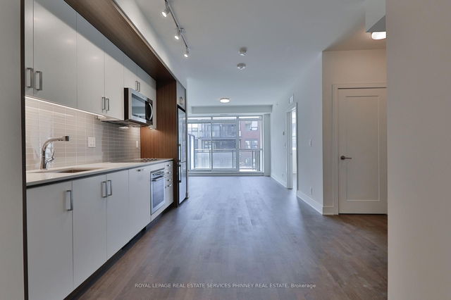 333 - 1575 Lakeshore Road