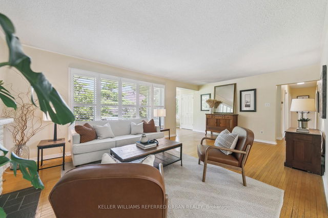 384 Maplehurst Avenue