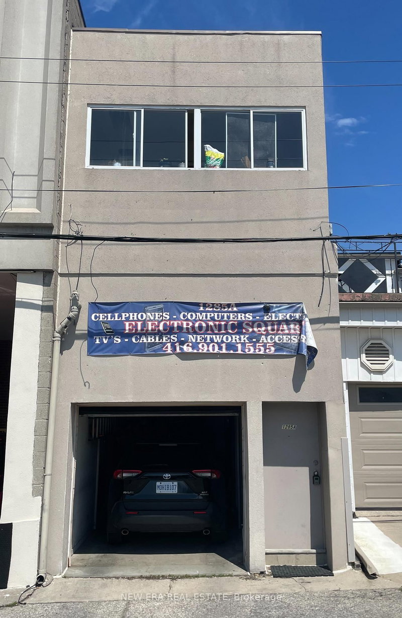 1285A St Clair Ave W, Toronto, M6E 1B8 | Image 2