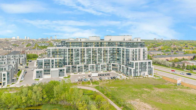 606 - 405 Dundas Street