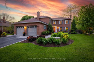 3345 Sawmill Valley Dr, Mississauga - Erin Mills