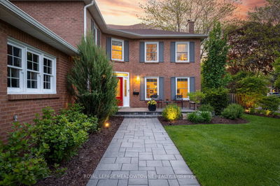 3345 Sawmill Valley Dr, Mississauga - Erin Mills image-0-1