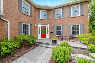 3345 Sawmill Valley Dr, Mississauga - Erin Mills image-0-2
