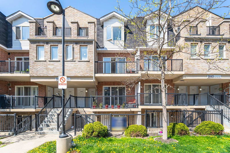 Unit 2042 — 3043 Finch Ave, Toronto - Humbermede image-0-0