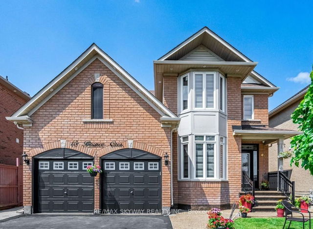 15 Borneo Crescent