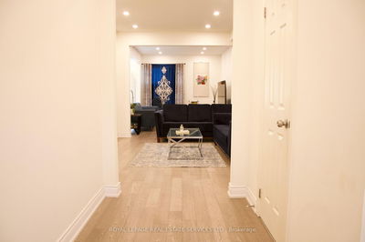 630 Mockridge Terr, Milton - Harrison image-0-2