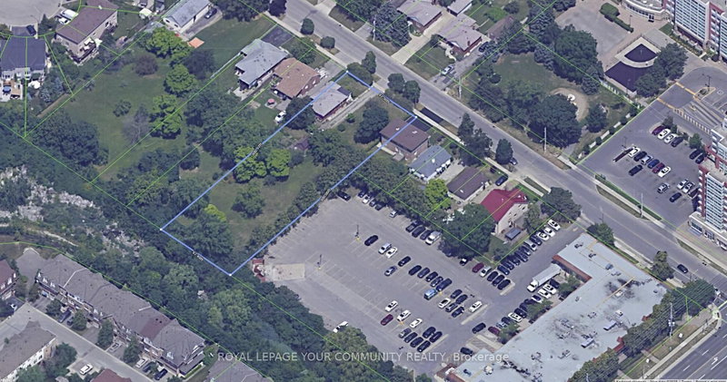 3052 Parkerhill Rd, Mississauga, L5B 1V5 | Image 3