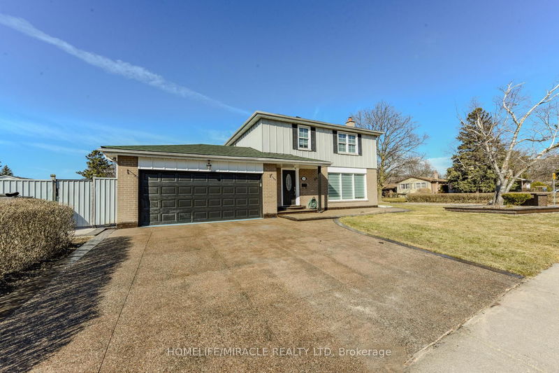 37 Crawley Dr, Brampton - Avondale image-0-0