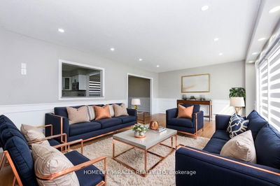 37 Crawley Dr, Brampton - Avondale image-0-3