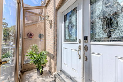 117 Richwood Cres, Brampton - Bram West image-0-3