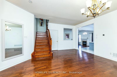 25 Oblate Cres, Brampton - Bram West image-0-3