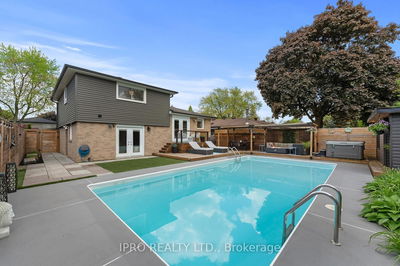 132 Bartley Bull Pkwy, Brampton - Brampton East image-0-3