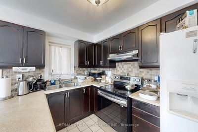 69 Red Maple Dr, Brampton - Brampton West image-0-4