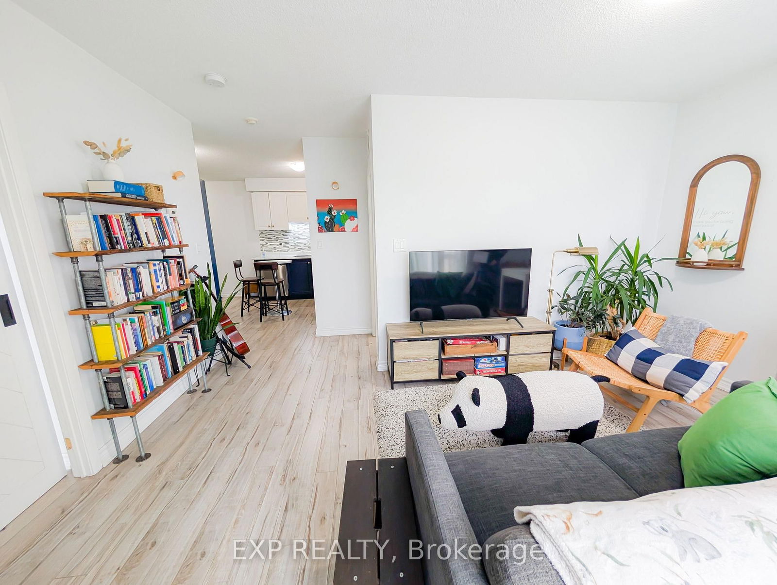 Condo for sale at 1010-2464 Weston Road, Toronto, Weston, M9N 0A2 - MLS: W12180313
