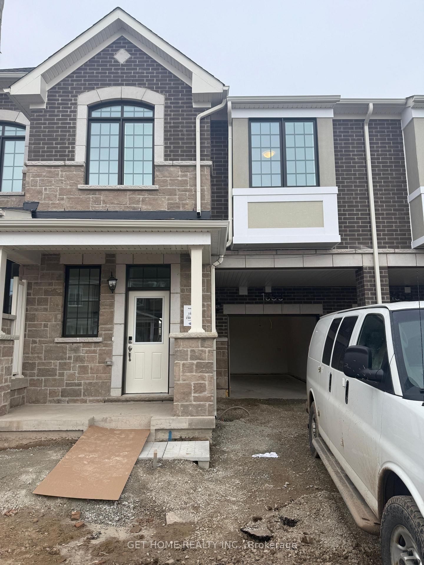 Townhouse for lease at 1353 Copley Court, Milton, Bowes, L9T 7V8 - MLS: W12180376