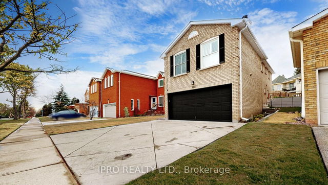 6521 Warbler Lane