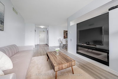 Unit 417 — 15 La Rose Ave, Toronto - Humber Heights image-0-3
